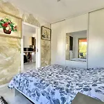 Bright 31M2 Flowered Terrace Near Croisette