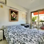 Bright 31M2 Flowered Terrace Near Croisette