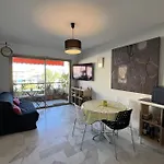 Bright 31M2 Flowered Terrace Near Croisette